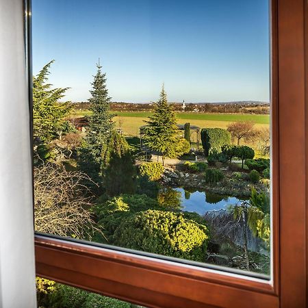 Wellness Hotel Happy Star Hnanice  Eksteriør bilde