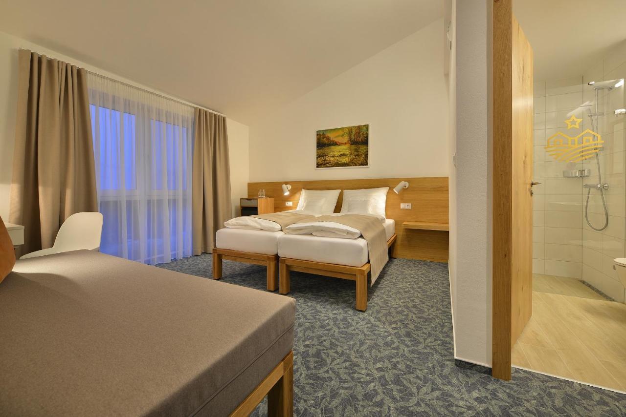 Wellness Hotel Happy Star Hnanice  Eksteriør bilde